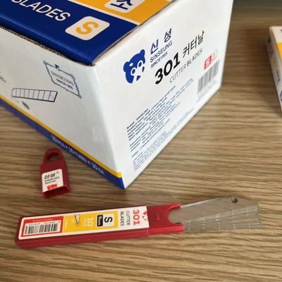 खरीदें कार रैप 9 मिमी कटर ब्लेड को आसानी से काटें ऑनलाइन निर्माण