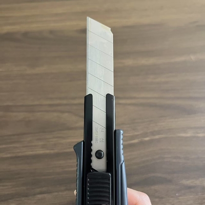 खरीदें 8 Segments 18mm Cutter Blades made of SK2 High Carbon Steel for Cutting Needs and Requirements ऑनलाइन निर्माण