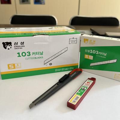 खरीदें 9mm Cutter Blades Refill Blades for Wrapping and Opening Packages Long-Lasting Performance ऑनलाइन निर्माण