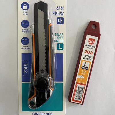 खरीदें 160*45*17mm 18mm Utility Knives Ergonomic Design with Black And Orange Handle and 100mm Blade Length ऑनलाइन निर्माण