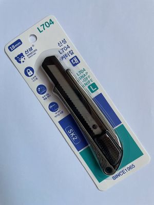 एल्यूमीनियम मिश्र धातु हैंडल भारी शुल्क उपयोगिता चाकू 18 मिमी SK2 स्टील ब्लेड के साथ